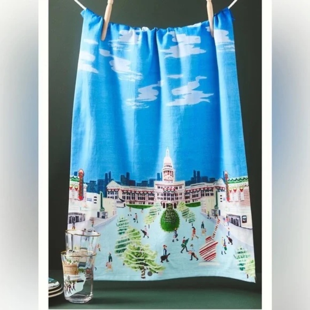 NWT Anthropologie Holiday In the City Austin Christmas Tea Dish Towel
